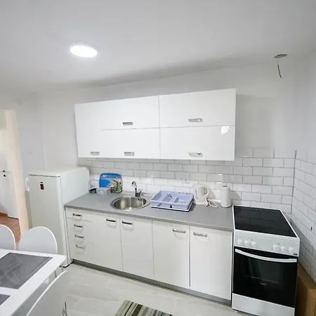 Lovely House Apartment